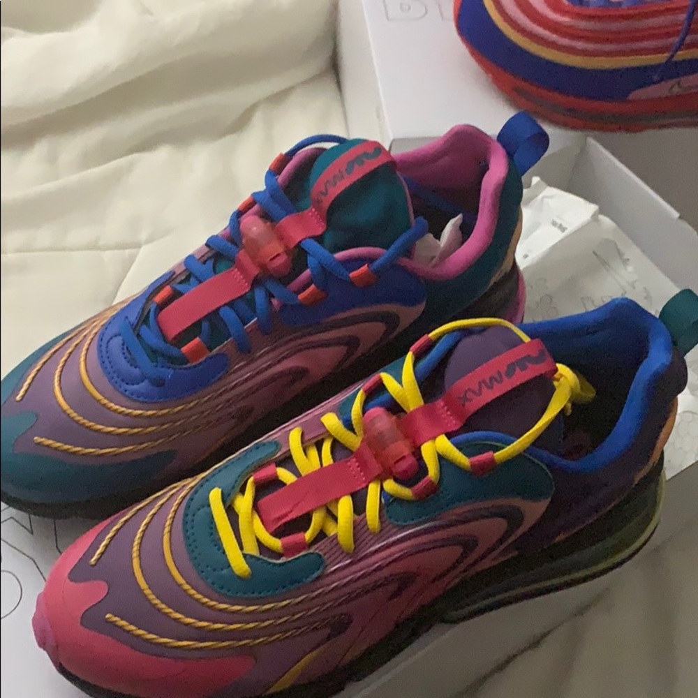 Nike Air 270